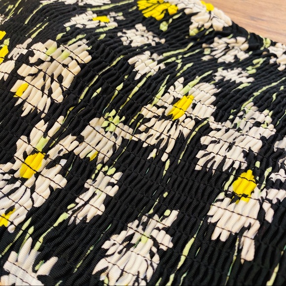 Topshop Bando Top Black Daisy Pattern Size 6 - Picture 3 of 4